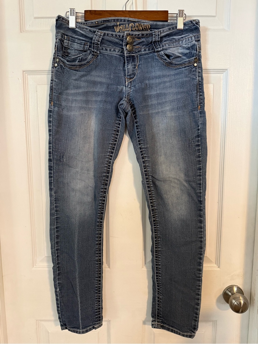 Women’s Junior Wallflower Brand Skinny Jeans Size 9